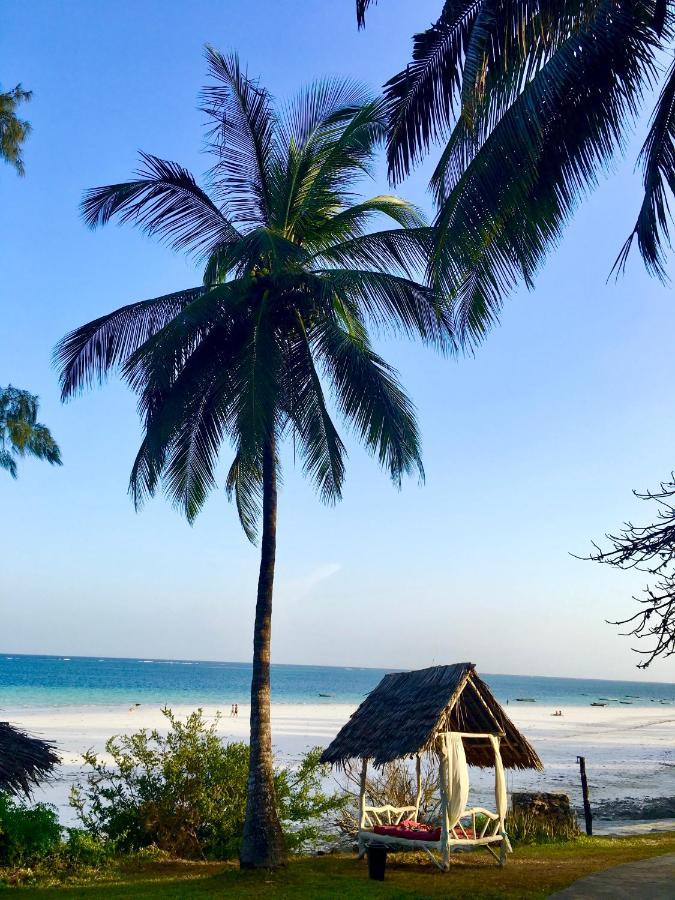 Eleven Pearl Boutique Hotel & Spa Diani Beach Eksteriør billede