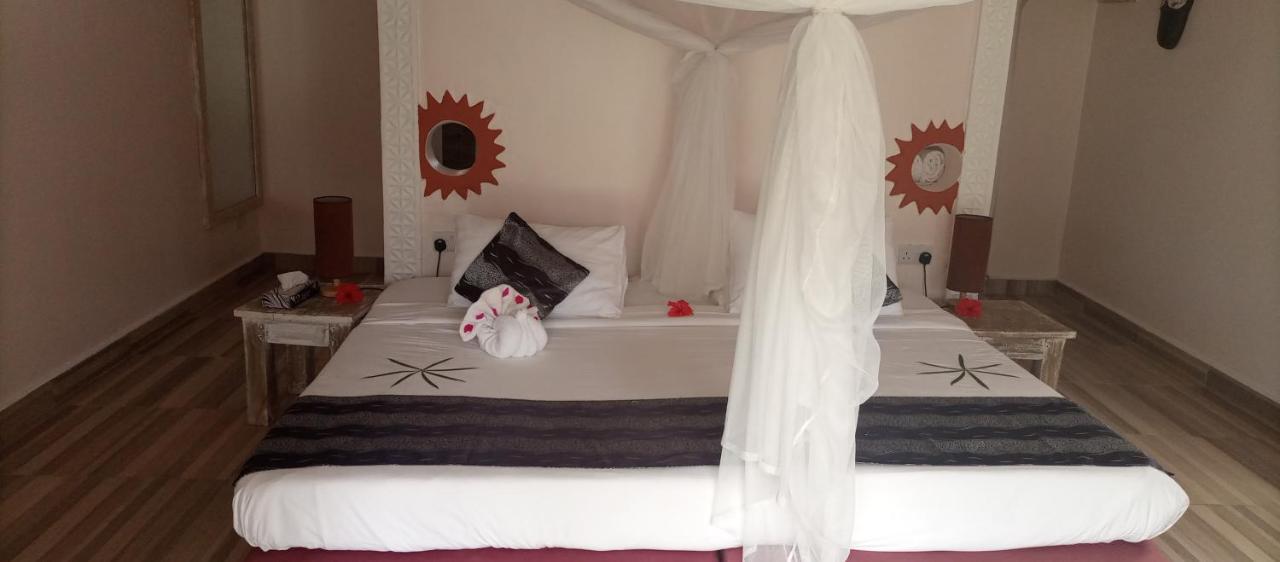 Eleven Pearl Boutique Hotel & Spa Diani Beach Eksteriør billede
