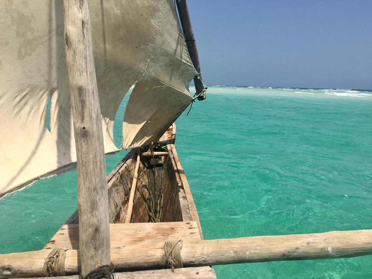 Eleven Pearl Boutique Hotel & Spa Diani Beach Eksteriør billede