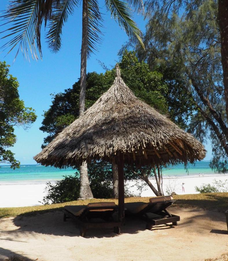 Eleven Pearl Boutique Hotel & Spa Diani Beach Eksteriør billede